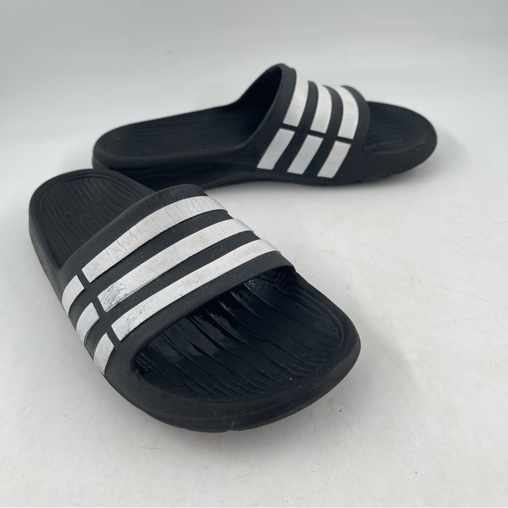 Adidas Kids Adilette -Size 6Y- Black White Comfort Shower Vacation Slide Sandals